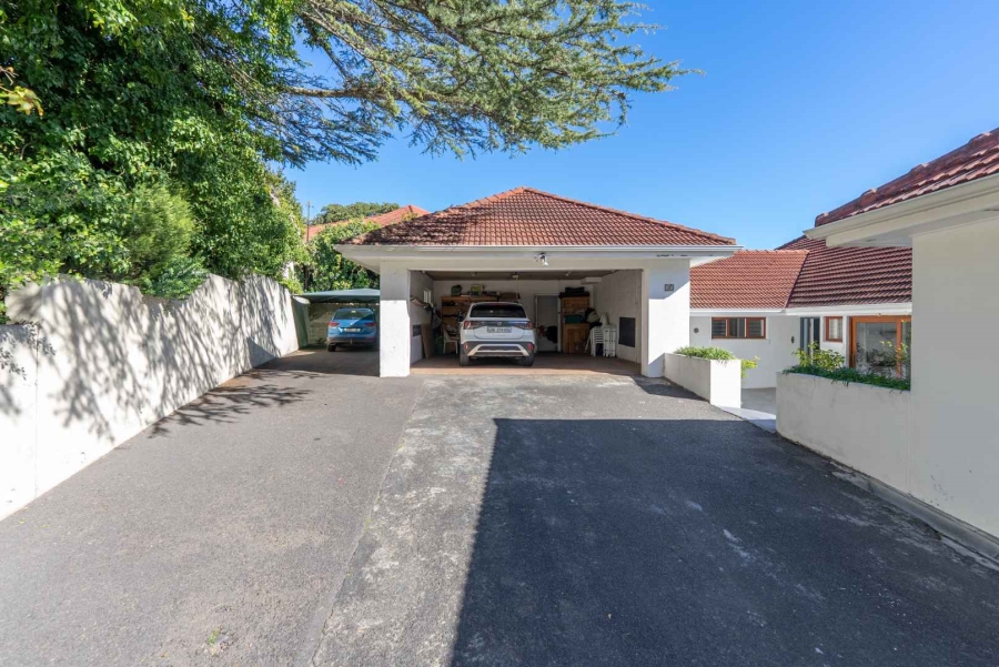 4 Bedroom Property for Sale in Camps Bay Western Cape
